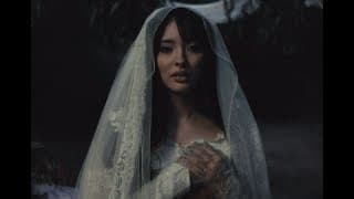 Still from the video for “UNETHICAL” by Faouzia